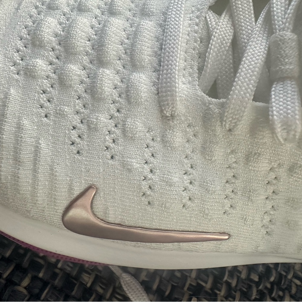 Nike Women's White and Purple Sneakers - Picture 10 of 12